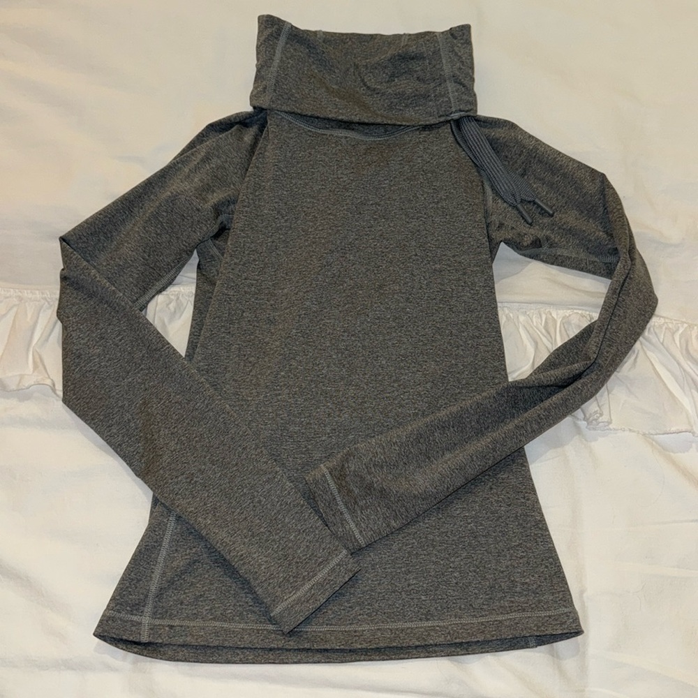 Nike dri-fit top